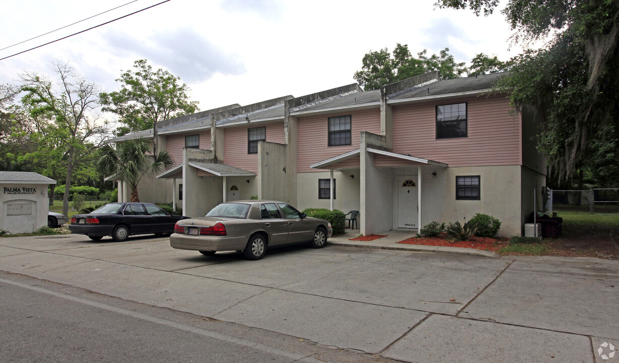 996 SE Putnam St in Lake City, FL - Building Photo