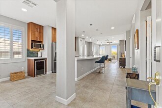 660 Peachy Canyon Cir in Las Vegas, NV - Building Photo - Building Photo