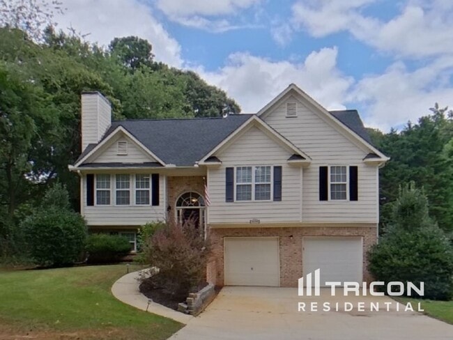 property at 6236 Pine Ln
