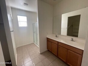 12610 W Northview Ave in Glendale, AZ - Building Photo - Building Photo
