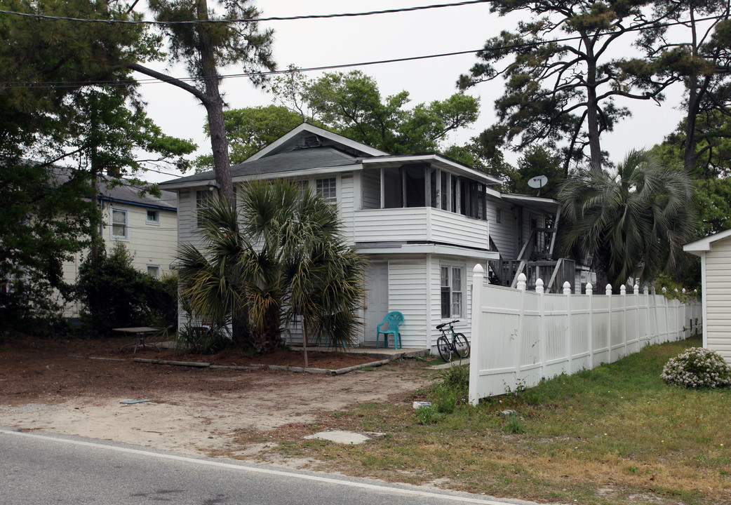 406 8th Ave S in Myrtle Beach, SC - Building Photo