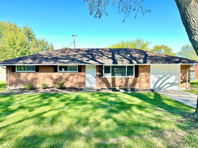 property at 4418 Primrose Ln