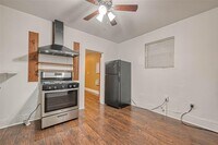 4011 Artdale St photo'