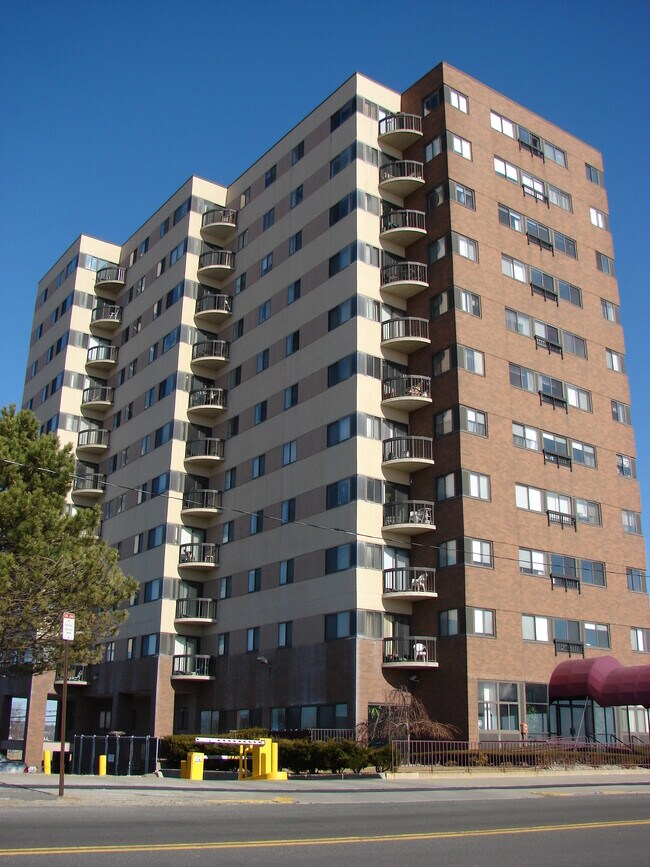The Breakers Apartments Revere, MA Apartments For Rent