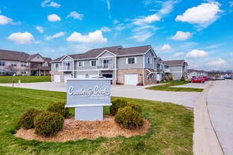 CRANBERRY CREEK APARTMENTS in Jackson, WI - Building Photo - Building Photo