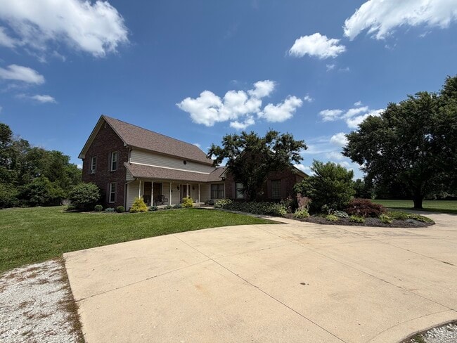 property at 10211 Hidden Mdw Ln