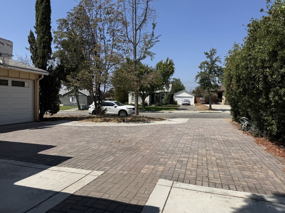 426 Carleton Ave in Claremont, CA - Foto de edificio