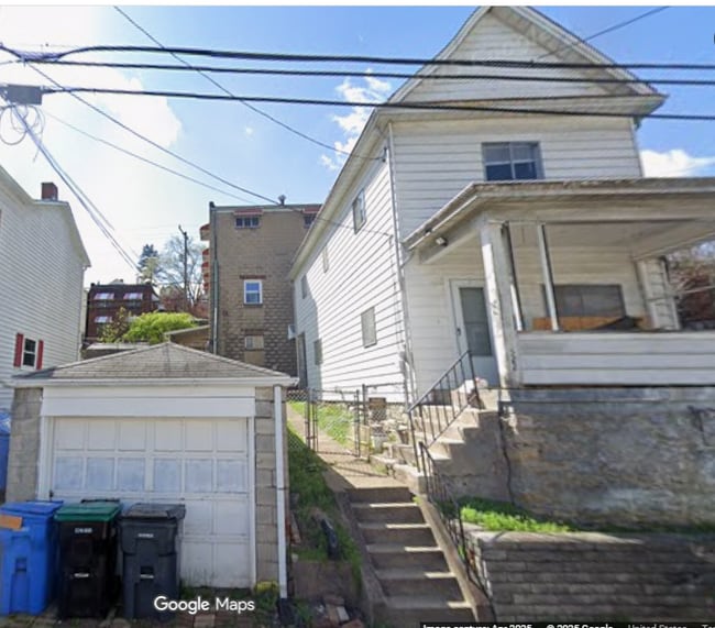 property at 522 Center St