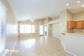 10894 W Alvarado Rd in Avondale, AZ - Building Photo - Building Photo