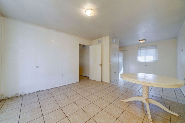 property at 251 W Northern Ave