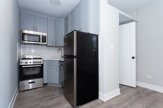 508 W Belmont Ave in Chicago, IL - Building Photo - Building Photo