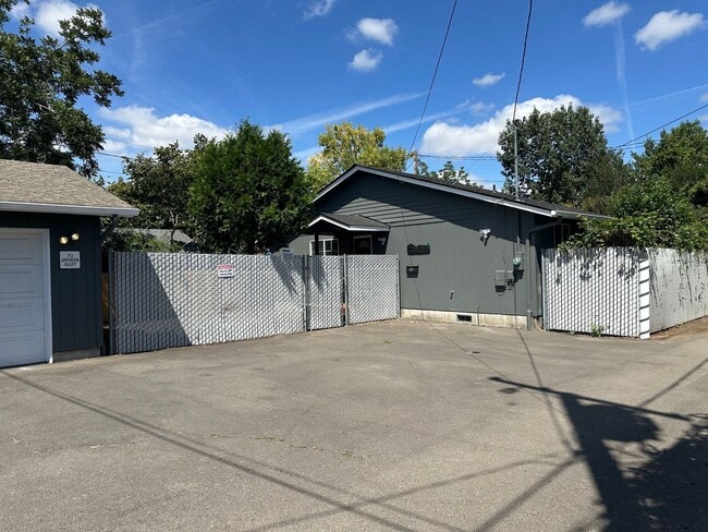 property at 70 Jefferson Alley