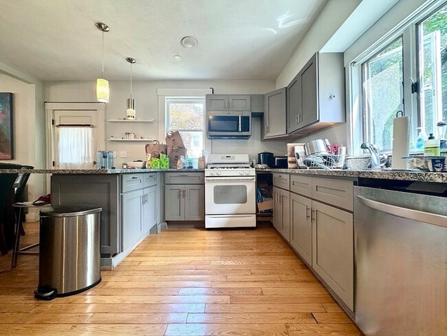 property at 12 Lincoln Rd