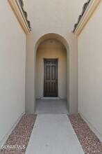 276 Hunstanton St in El Paso, TX - Building Photo - Building Photo