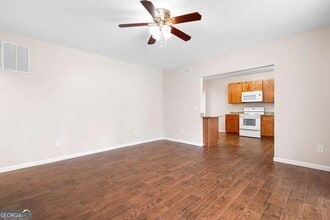 1083 Soaring Way NE in Marietta, GA - Building Photo - Building Photo