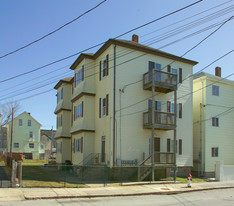 134 Tuttle St Apartments