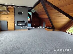 1631 E Belleview Pl in Milwaukee, WI - Building Photo - Building Photo