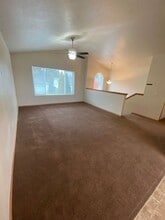 122 Pinecrest Ln in Cheney, WA - Building Photo - Building Photo