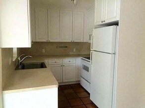 312 NE 16th Ter-Unit -E in Fort Lauderdale, FL - Building Photo - Building Photo