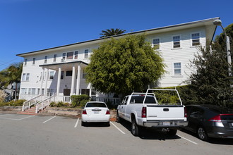 Arch Beach Tavern Apartments in Laguna Beach, CA - Building Photo - Building Photo