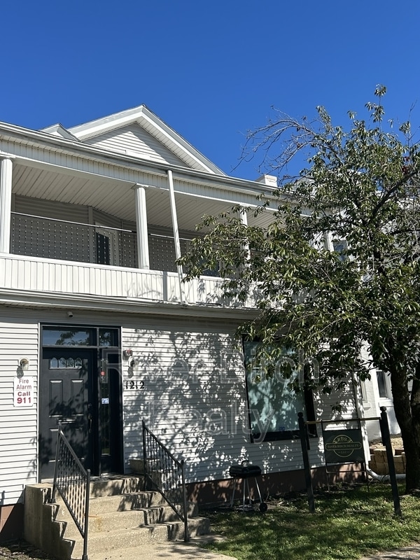 property at 1212 S 7th St