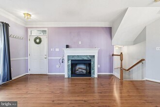 11598 Cavalier Landing Ct in Fairfax, VA - Building Photo - Building Photo