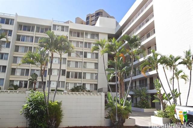 5122 Likini St in Honolulu, HI - Foto de edificio - Building Photo