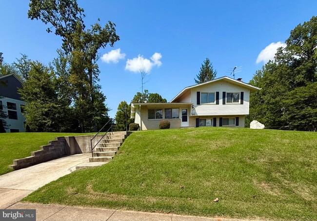 property at 7700 Glenister Dr