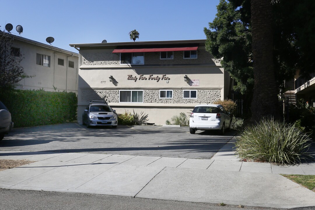 11 Apartments + 1 Non-conforming in Los Angeles, CA - Building Photo