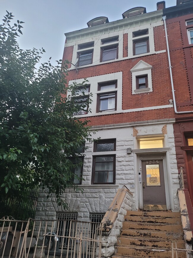 1235 Pacific St in Brooklyn, NY - Building Photo - Building Photo