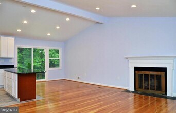 9710 Holmhurst Rd in Bethesda, MD - Building Photo - Building Photo