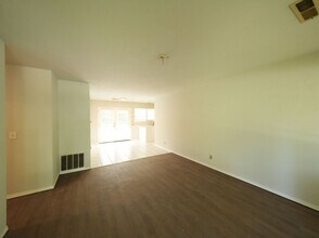 13106 E 30th St in Tulsa, OK - Building Photo - Building Photo