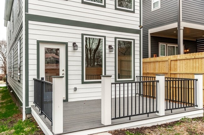 300 Prince Ave in Nashville, TN - Building Photo - Building Photo