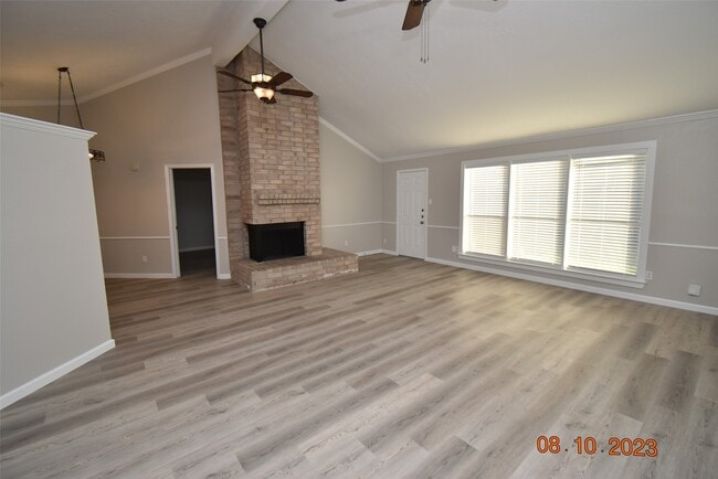 16702 Sheet Bend Way in Friendswood, TX - Building Photo - Building Photo