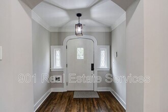2115 Hallwood Dr in Memphis, TN - Building Photo - Building Photo