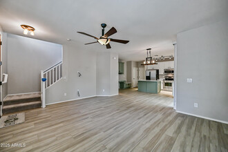 10043 E Isabella Ave in Mesa, AZ - Building Photo - Building Photo