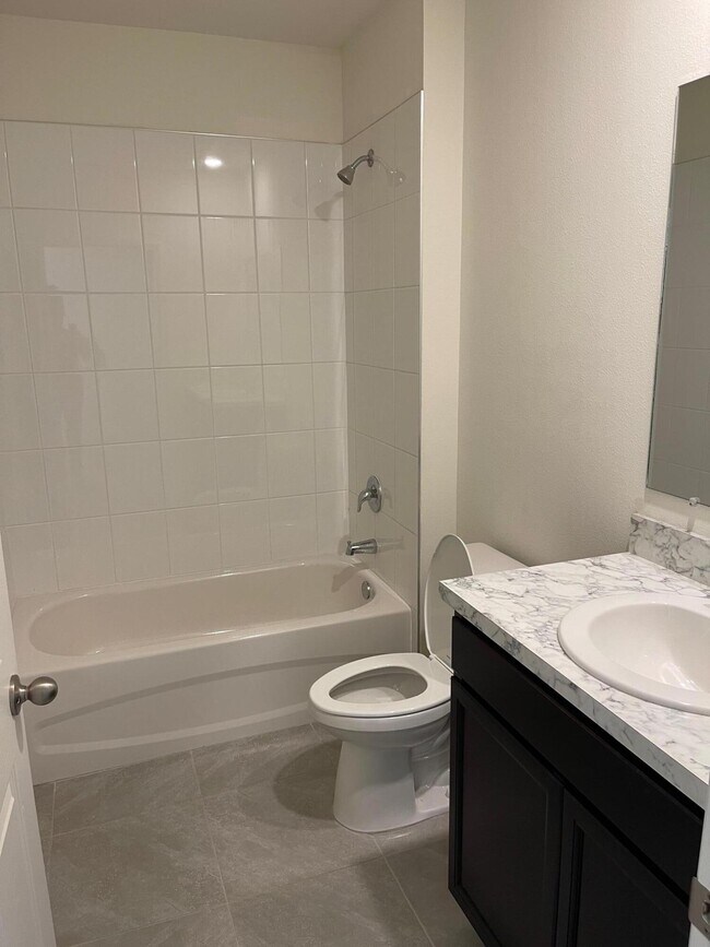 2446 SW Savage Blvd in Port St. Lucie, FL - Building Photo - Building Photo