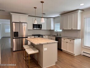 7 Carlsbad Dr in Toms River, NJ - Building Photo - Building Photo