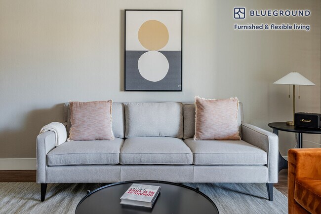 950 E Hillsdale Blvd in Foster City, CA - Building Photo - Building Photo