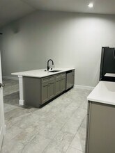 4608-4610 SW 8th Ct in Cape Coral, FL - Foto de edificio - Building Photo