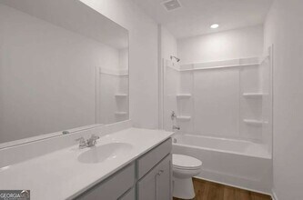 1264 Arnhem Dr in Hampton, GA - Building Photo - Building Photo