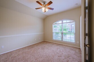 17624 Bridgefarmer Blvd in Pflugerville, TX - Building Photo - Building Photo
