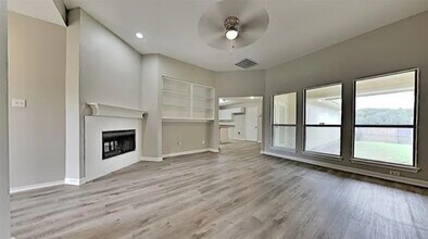 4711 Lashley Dr in Dallas, TX - Building Photo - Building Photo