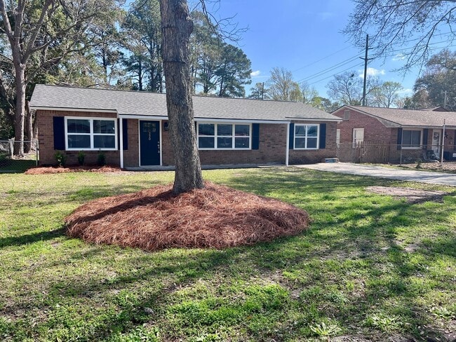 220 Phillips Ave in Port Wentworth, GA - Building Photo - Building Photo