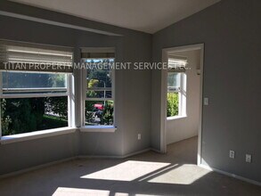 15411 SW Mallard Dr in Beaverton, OR - Building Photo - Building Photo