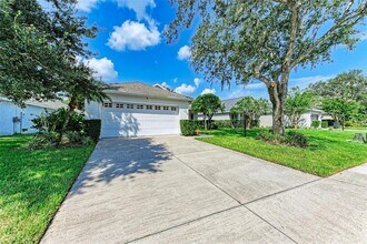 11219 Parkside Pl in Lakewood Ranch, FL - Building Photo - Building Photo