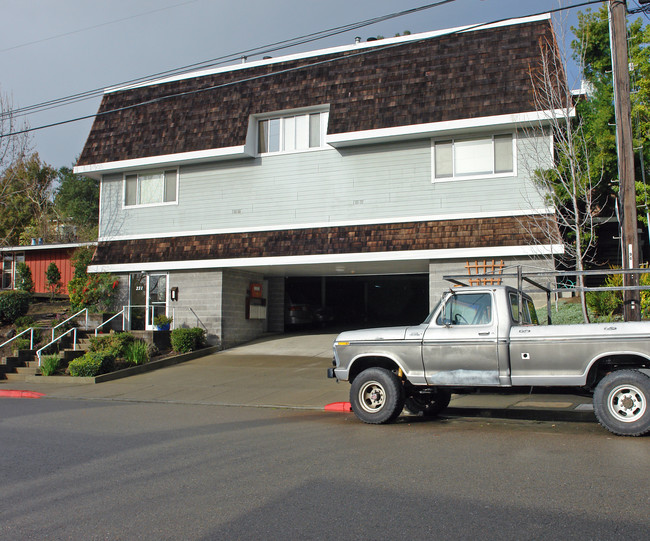 231 Union St in San Rafael, CA - Foto de edificio - Building Photo