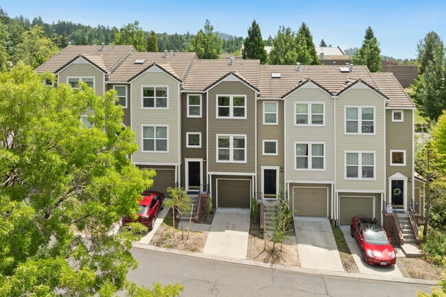 property at 2732 NW Kennedy Ct