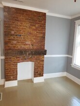 847 York St, Unit Apartment 2 in Newport, KY - Building Photo - Building Photo