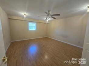105 A Kluttz St in Locust, NC - Foto de edificio - Building Photo